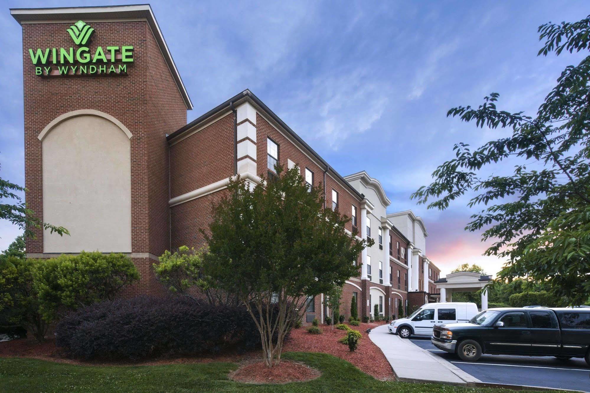 Wingate By Wyndham High Point Hotel Exterior photo
